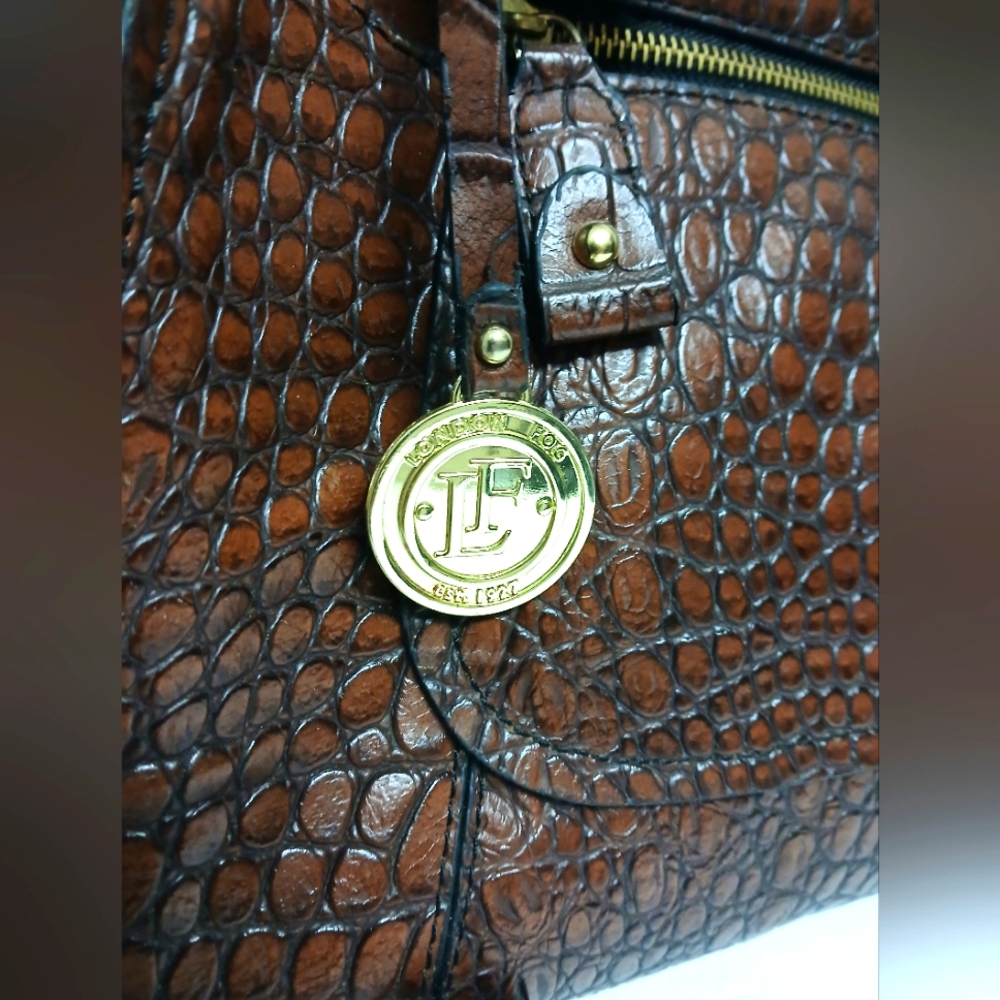 London Fog Elegant Brown Crocodile-Embossed Women's Bag - Picture 7 of 9